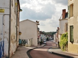 Photo paysage et monuments, Saint-Martin-d'Estréaux - La Commune