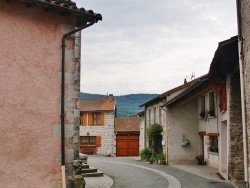 Photo paysage et monuments, Saint-Priest-la-Prugne - La Commune