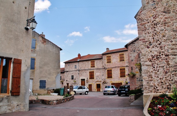 Photo Villerest - La Commune