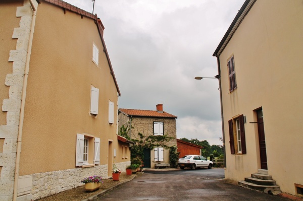 Photo Vivans - La Commune