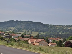 Photo paysage et monuments, Arsac-en-Velay - le village