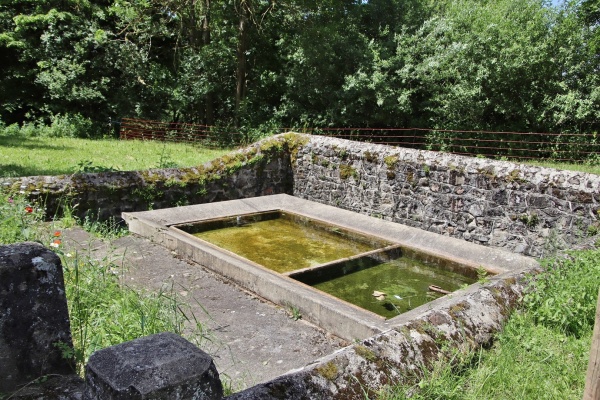 Photo Vissac-Auteyrac - le lavoir