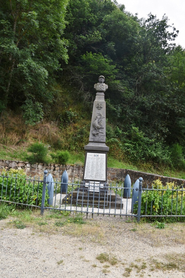 le monument aux morts