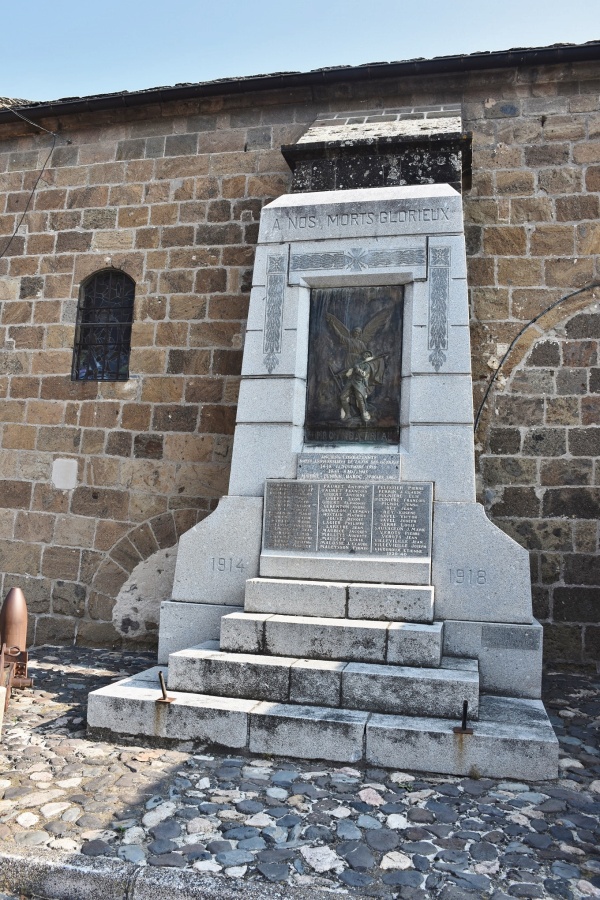 Photo Beaulieu - le monument aux morts