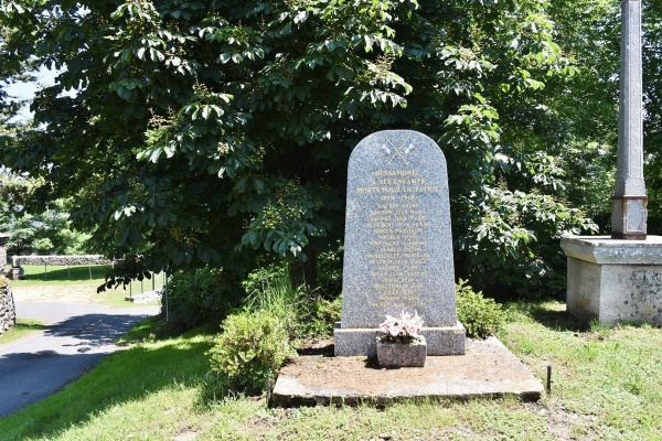 Photo Bessamorel - le monument aux morts