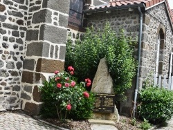 Photo paysage et monuments, Blanzac - le monument aux morts