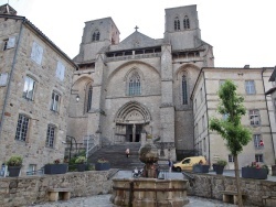 Photo paysage et monuments, La Chaise-Dieu - Abbatiale saint Robert