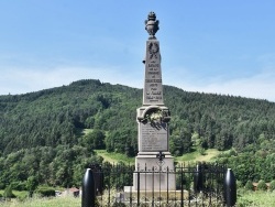 Photo paysage et monuments, Chanteuges - le monument aux morts