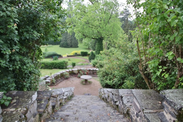 Photo Chavaniac-Lafayette - le jardin du château