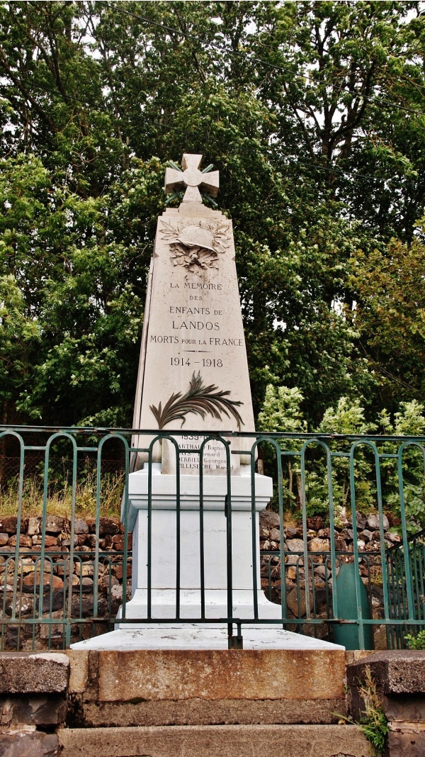Photo Landos - Monument-aux-Morts