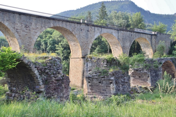 Photo Lavoûte-sur-Loire - le pont