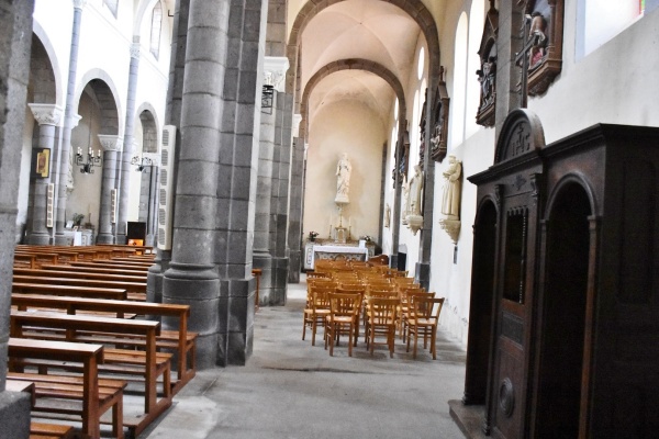 Photo Paulhaguet - église saint Etienne