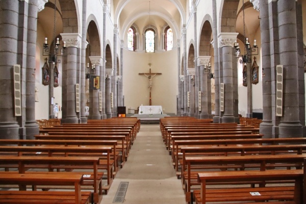 Photo Paulhaguet - église saint Etienne