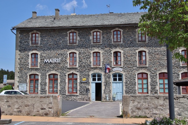 Photo Le Pertuis - la mairie