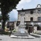 Photo Polignac - le monument aux morts