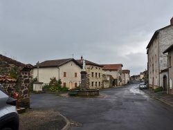 Photo paysage et monuments, Sainte-Eugénie-de-Villeneuve - le village