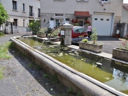 Photo paysage et monuments, Saint-Germain-Laprade - la fontaine