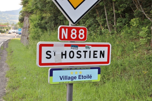 Photo Saint-Hostien - Saint Hostien (43260)