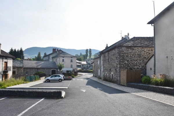 Photo Saint-Hostien - le village