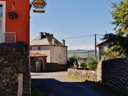 Photo paysage et monuments, Saint-Martin-de-Fugères - La Commune
