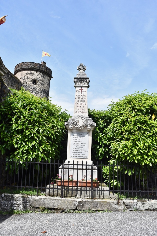 Photo Saint-Vidal - le monument aux morts