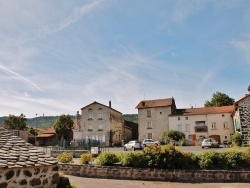 Photo paysage et monuments, Séneujols - La Commune