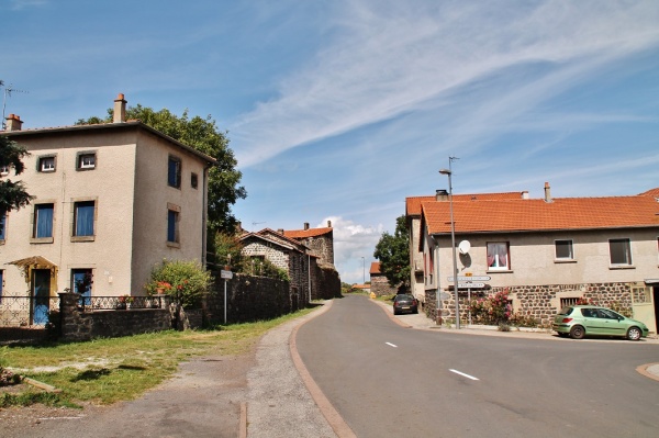 Photo Séneujols - La Commune