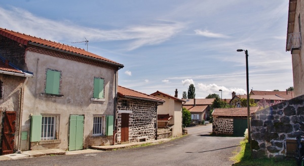 Photo Séneujols - La Commune