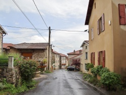Photo paysage et monuments, Vernassal - le village