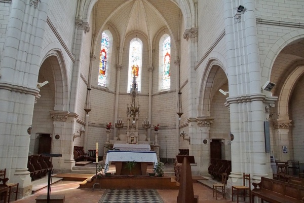 Photo Autry-le-Châtel - église Saint Etienne