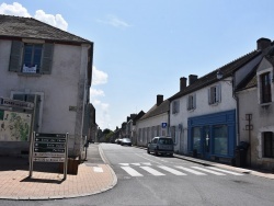 Photo paysage et monuments, Bonny-sur-Loire - le Village