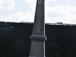 Photo paysage et monuments, Bray-en-Val - le Monument Aux Morts