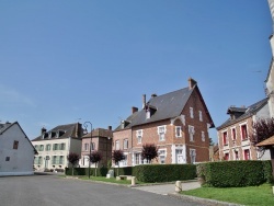 Photo paysage et monuments, Cernoy-en-Berry - le Village