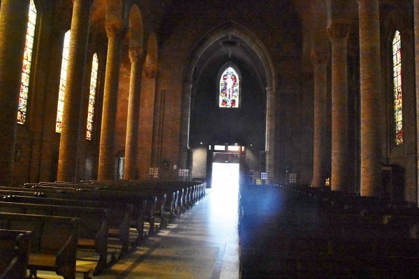 Photo Gien - église Sainte Jeanne d'Arc
