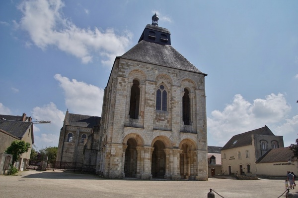 Photo Saint-Benoît-sur-Loire - la Baslique Saint Benoit