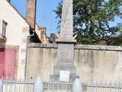Photo paysage et monuments, Saint-Brisson-sur-Loire - le Monument Aux Morts