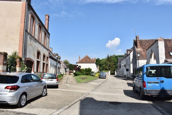Photo Saint-Brisson-sur-Loire - le Village