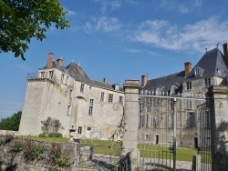 Photo paysage et monuments, Saint-Brisson-sur-Loire - le Château