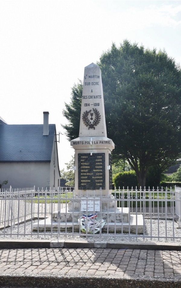 Photo Saint-Martin-sur-Ocre - le Monument Aux Morts