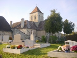 Photo paysage et monuments, Carlucet - L'église de Carlucet vue de son cimetière