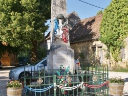 Photo paysage et monuments, Fajoles - le monument aux morts