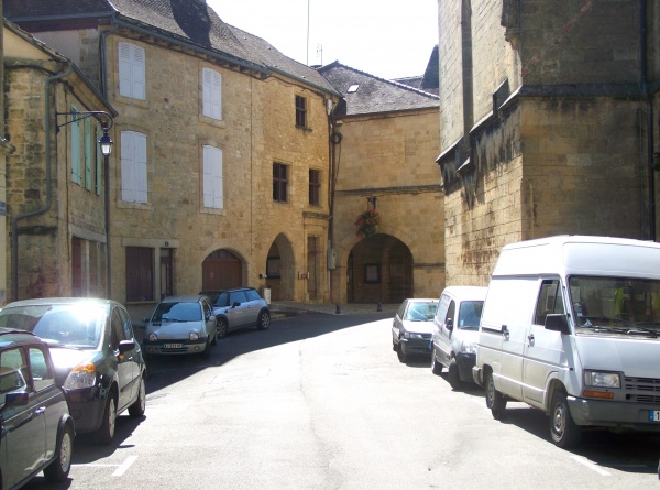 Photo Gourdon - La Commune