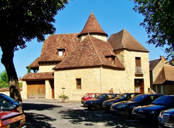 Photo Gourdon - La Commune