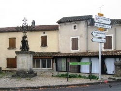 Photo paysage et monuments, Salles - La Croix