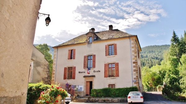 Photo Bédouès - La Mairie