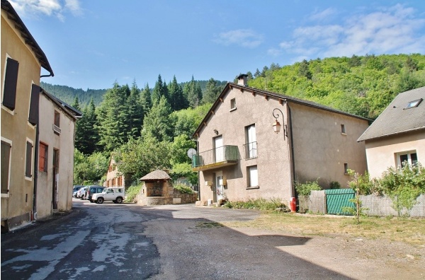 Photo Bédouès - La Commune