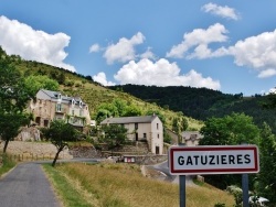 Photo paysage et monuments, Gatuzières - La Commune