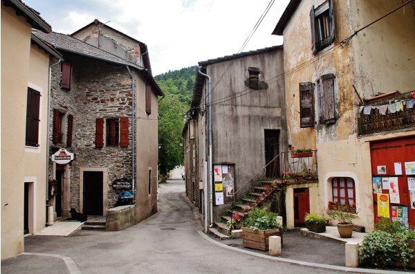 Photo Sainte-Croix-Vallée-Française - La Commune