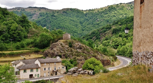 Photo Saint-Julien-d'Arpaon - La Commune