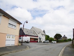 Photo paysage et monuments, Couvains - le village